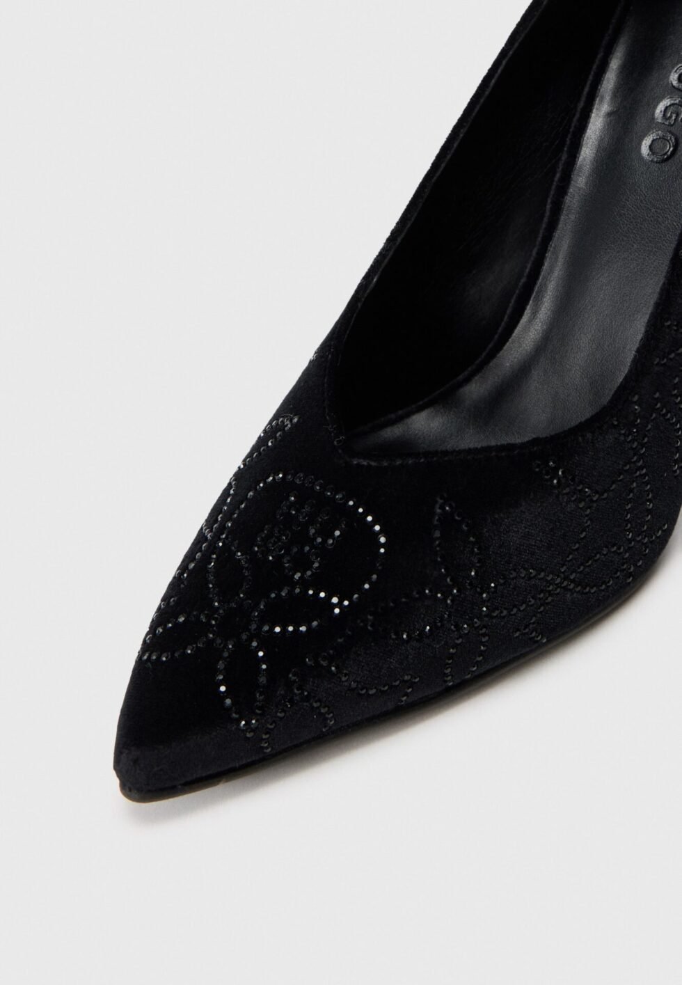 02d18bf1373c4f5e99528f39eb7671a4 4