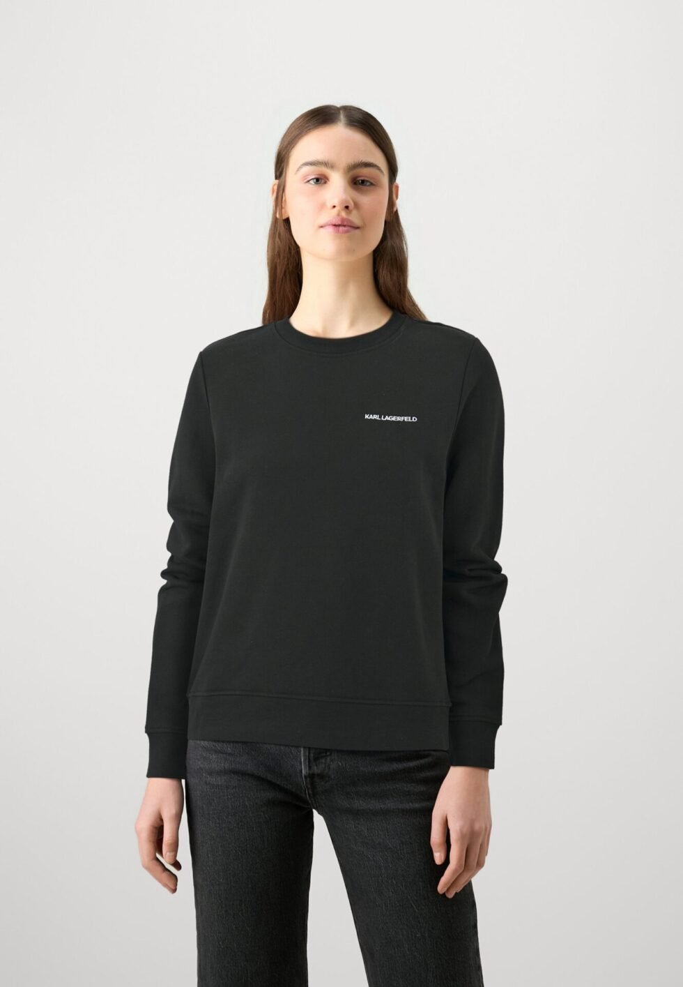 06003c0d317548b5b7951729c45d10ba