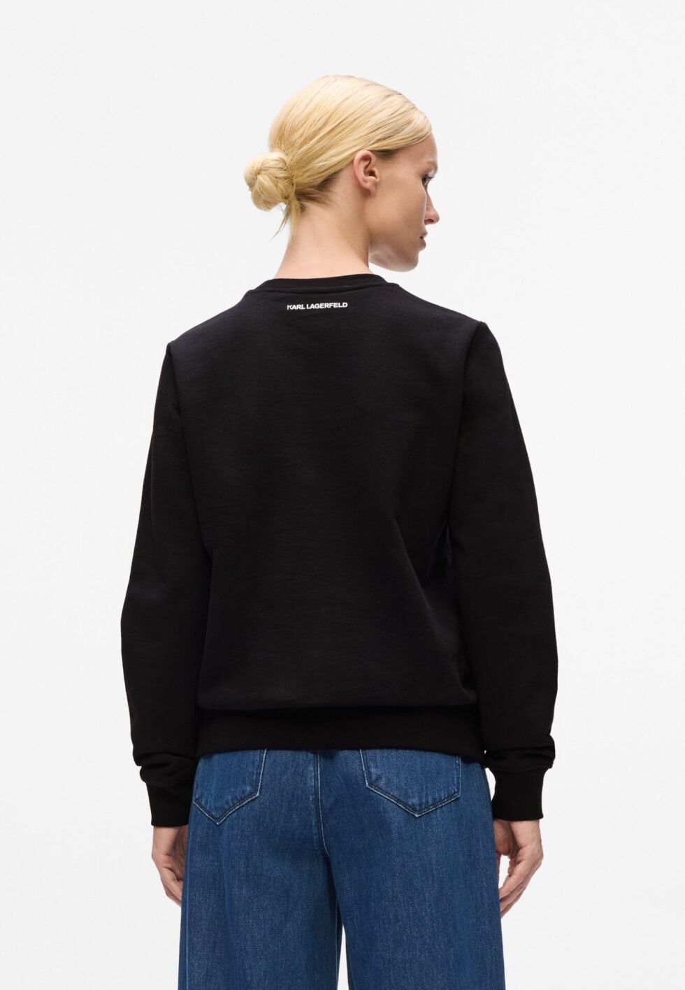 1b78152ad7d44817a6782c68698cf5c5 3