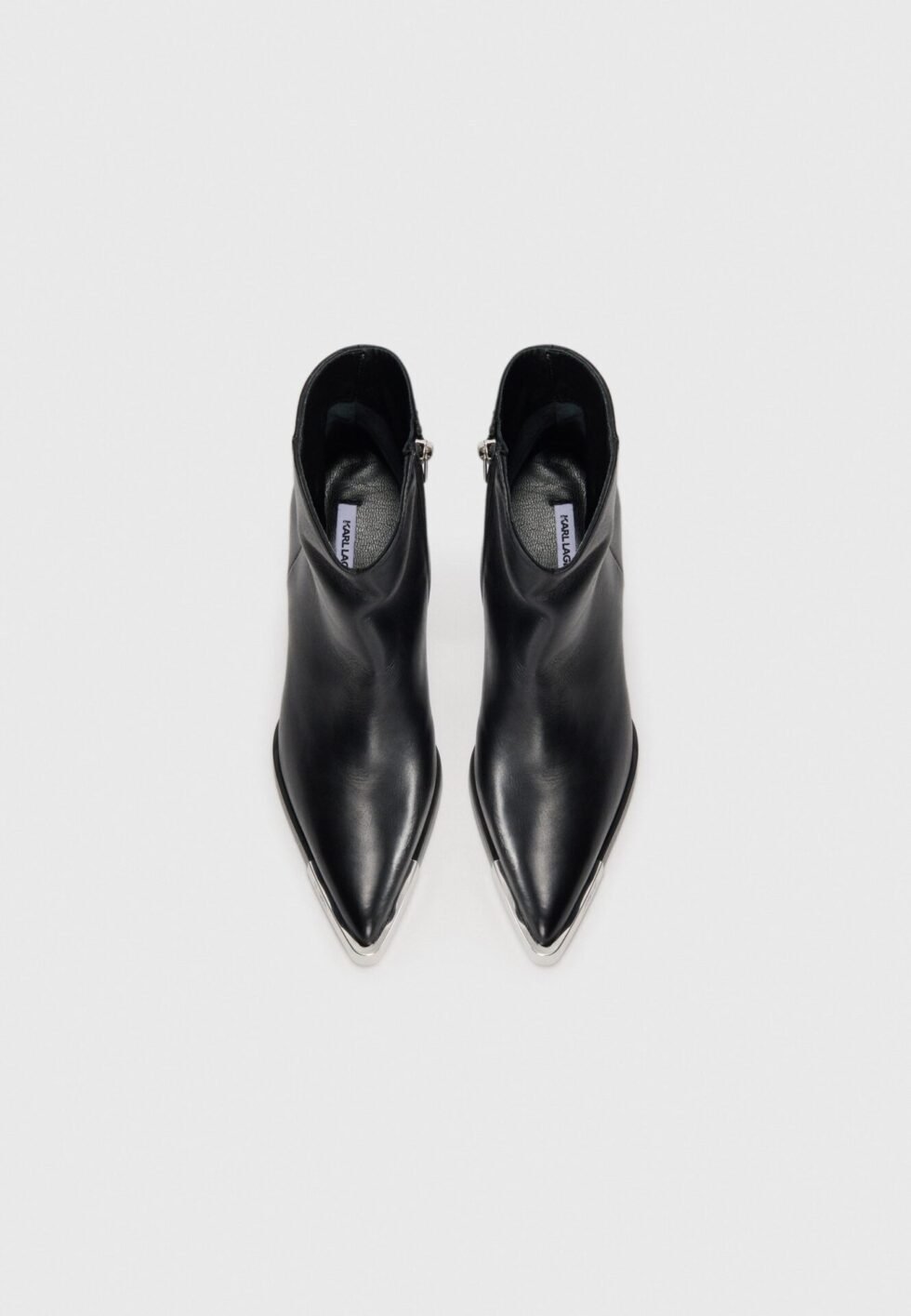 5fbd8da69ada4d0fbcbd33273c2e326e