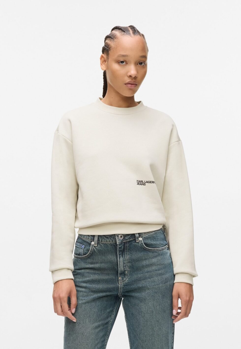 7655e5e6f67d45af9b690453ce269d11 1