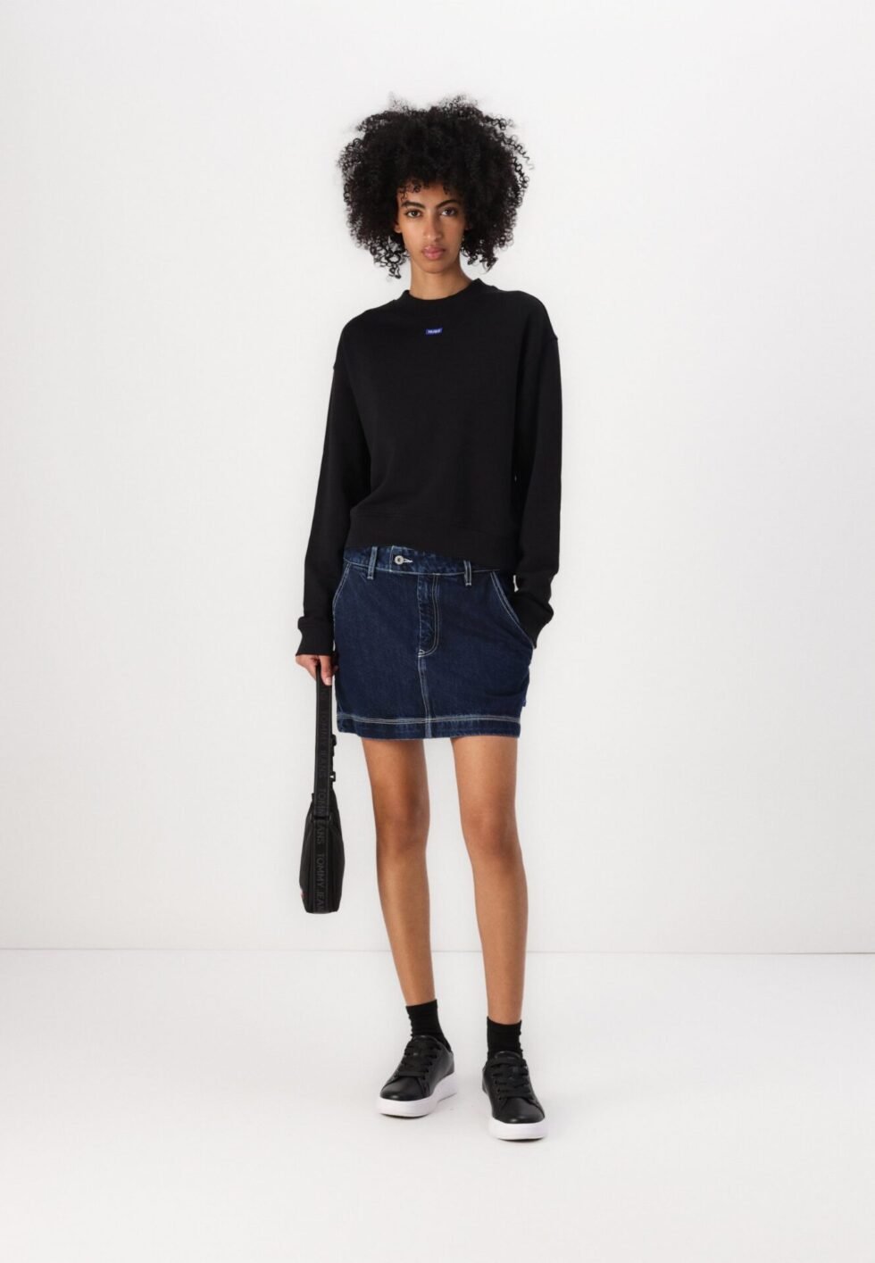 999c65d6b3f642f096830a8d791124c2