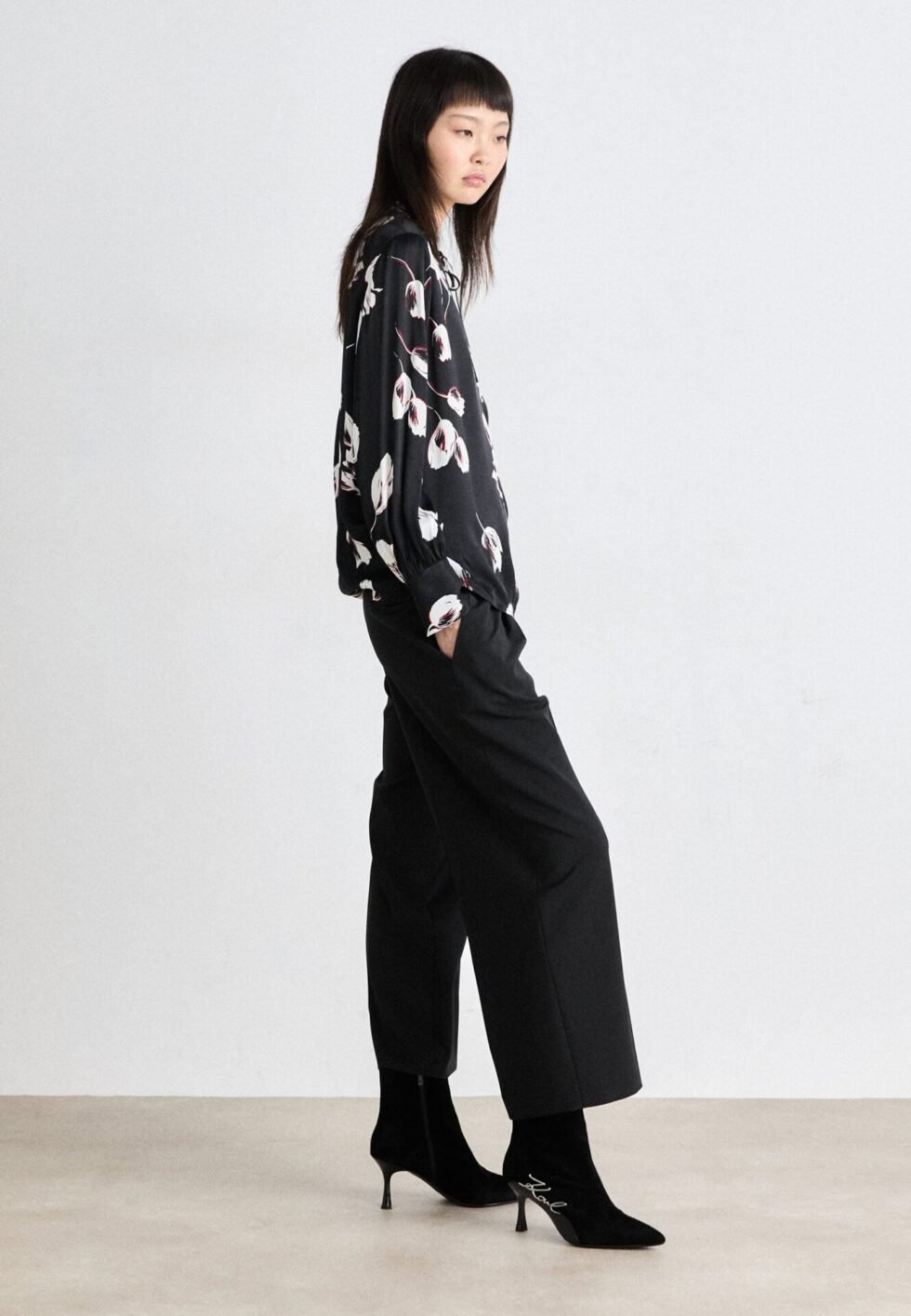 Db0bab0593b0445495636075a14e6787