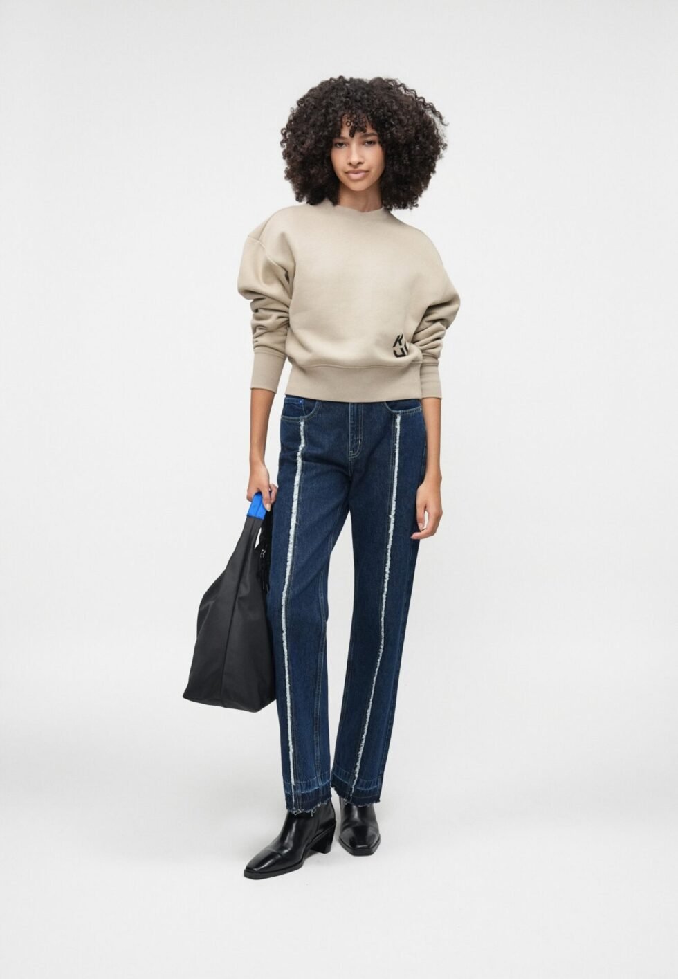 F2915612206e4142bb822fe9053644dd