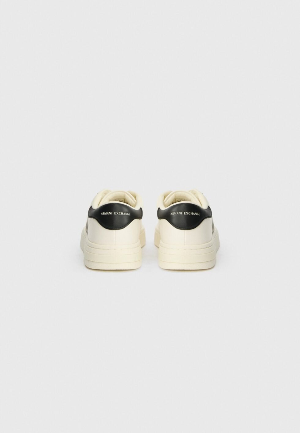 Armani Exchange Trainers - off-white/musk