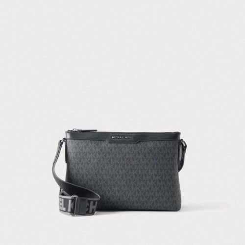Michael Kors TRAVEL UNISEX - Crossbody bag - black