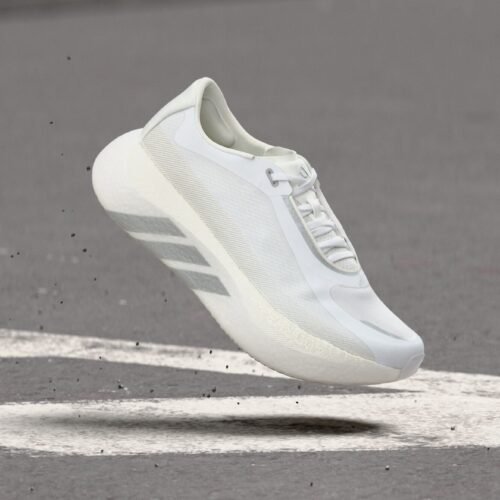 adidas Performance HYPERBOOST EDGE - Road running shoes - footwear white/silver-coloured metallic/metallic