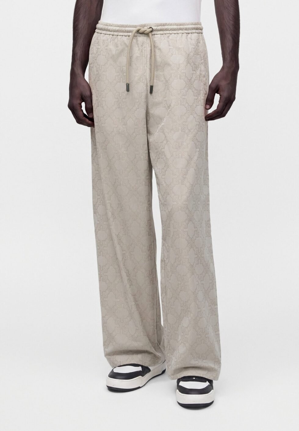 OFF-WHITE ARROW MONOGRAM LAUNGE SLOUCHY PANT - Trousers - string