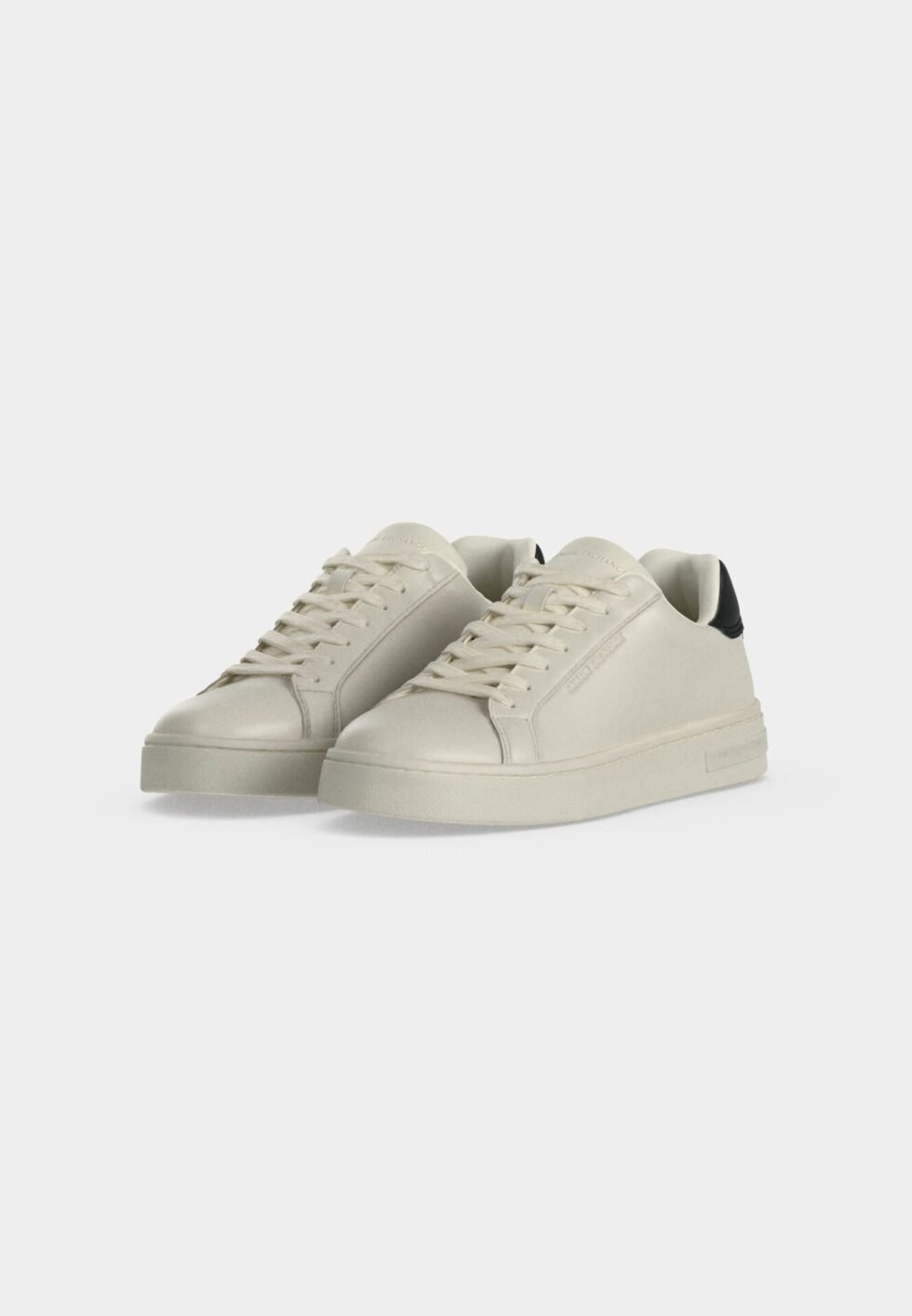 Armani Exchange LONDON ACTION SNEAKER - Trainers - off white/jet set